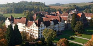 Monastère et Château de Salem, vue d'ensemble