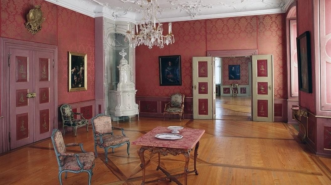 Zweites rotes Zimmer im Neuen Schloss Tettnang